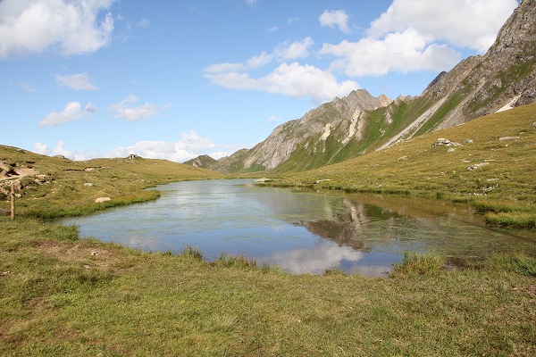 Lac frontière au Passo San Giacomo